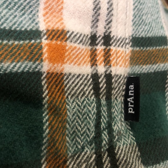 NWT Prana Women's Golden Canyon Flannel Soft Pine Plaid Snap Shirt - Picture 4 of 8